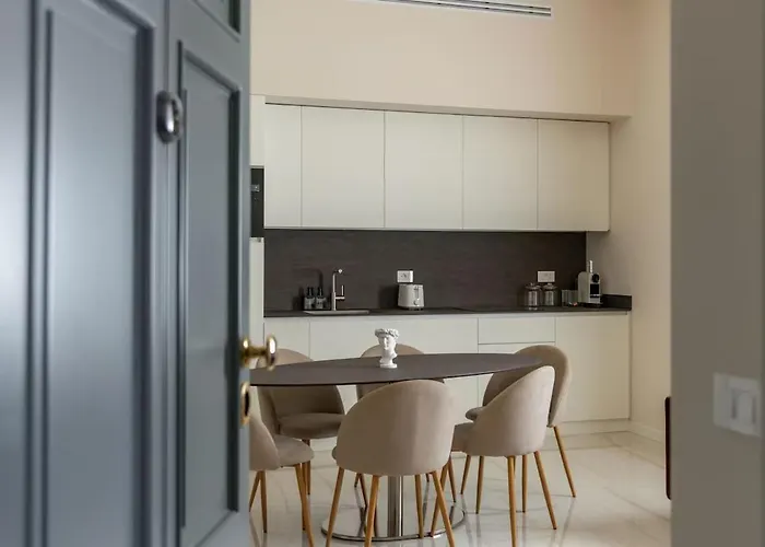 Wonderful Near The Colosseum 4* Roma