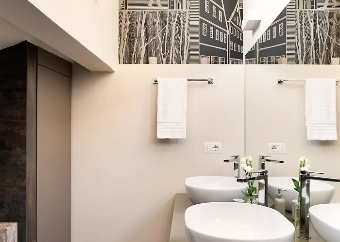 Wonderful Near The Colosseum Konukevi 4*